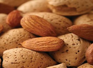 بادام درختی ازان