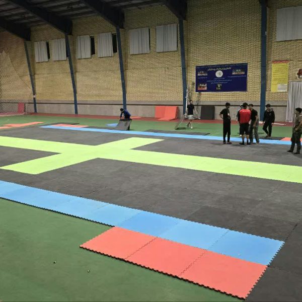 سالن ورزشی ازان